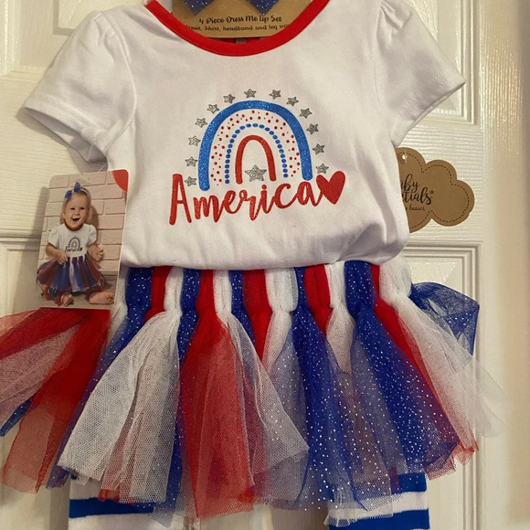 NWT 4th of July Outfit - Picture 6 of 10